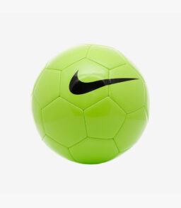 Nike Pitch Team Training Football